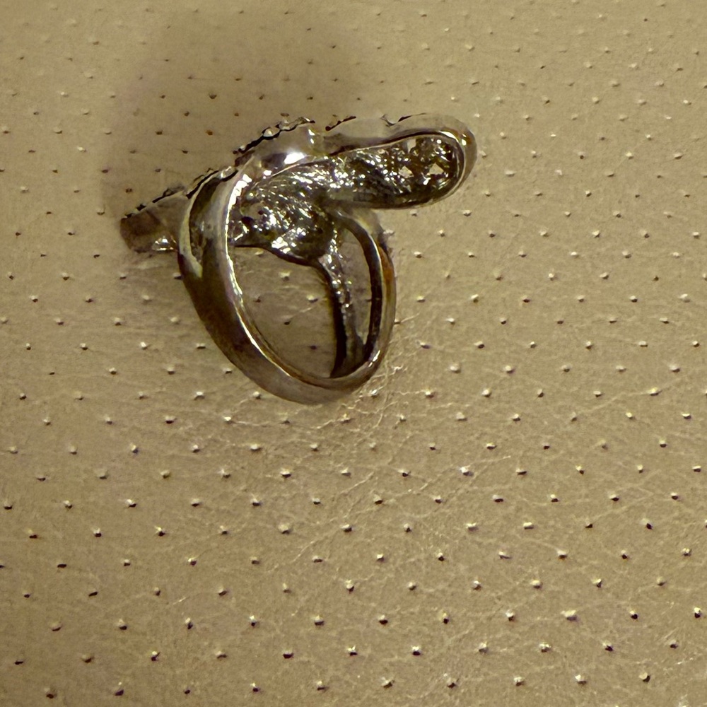 Cache Elegant Silver Rhinestone Ring - Picture 8 of 8
